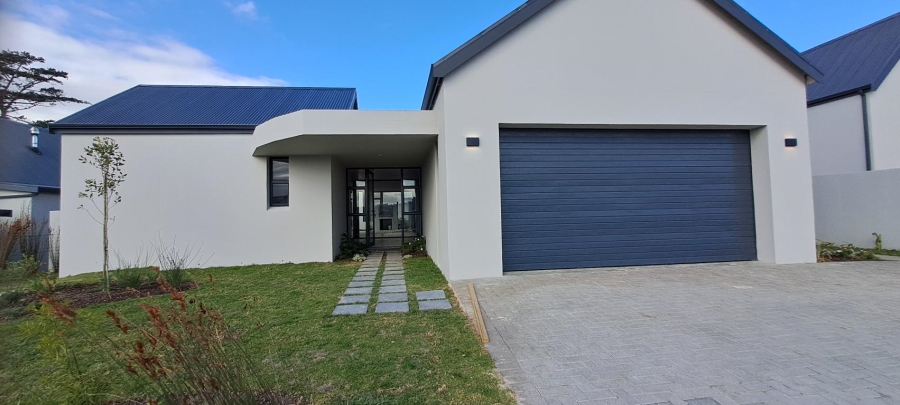 4 Bedroom Property for Sale in Baron View Western Cape